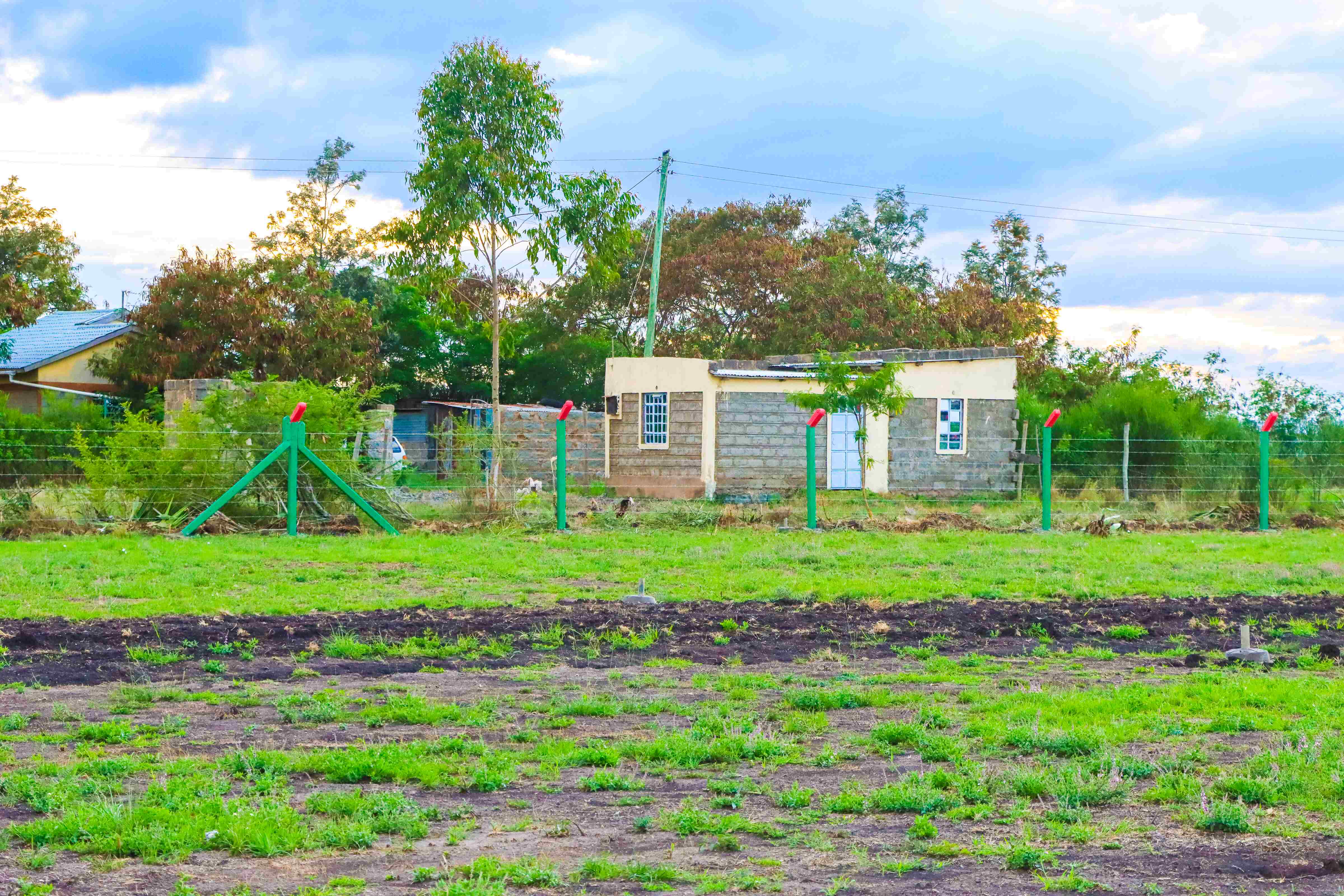 PLOTS FOR SALE IN JUJA 895K (JUJA PHASE 72)