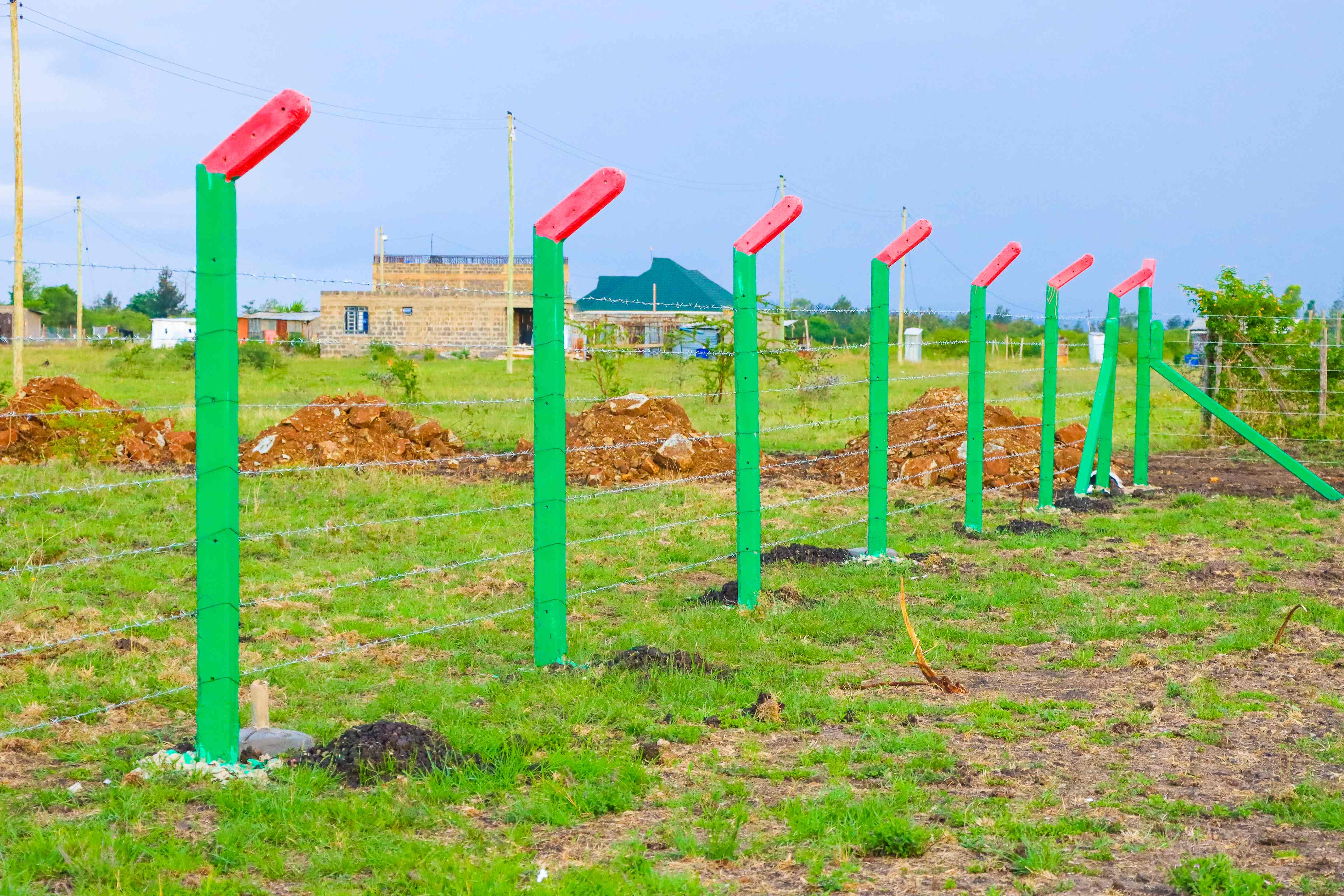 PLOTS FOR SALE IN JUJA 895K (JUJA PHASE 72)