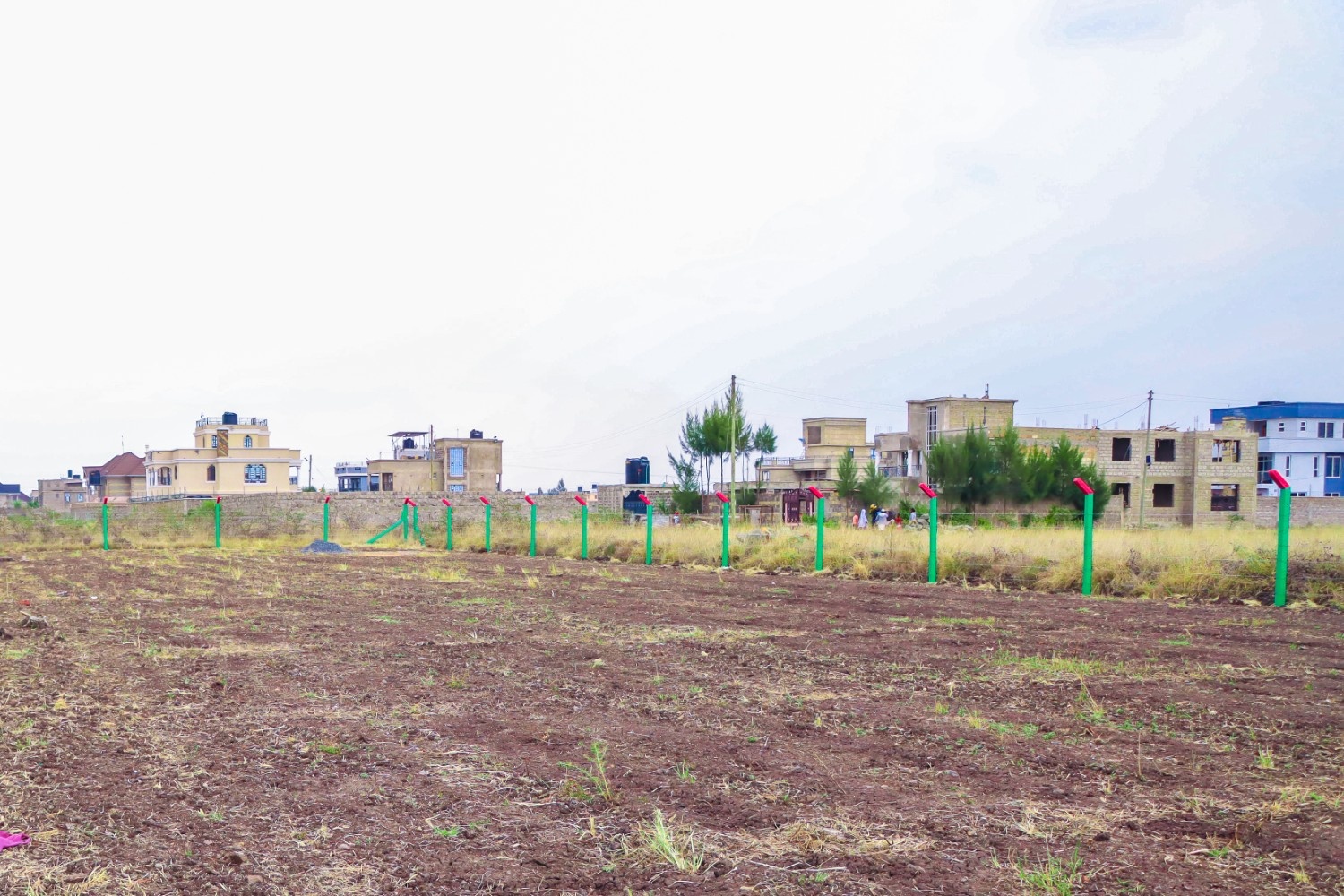 PLOTS FOR SALE IN KAMAKIS 3.8M (LEISURE COURT)