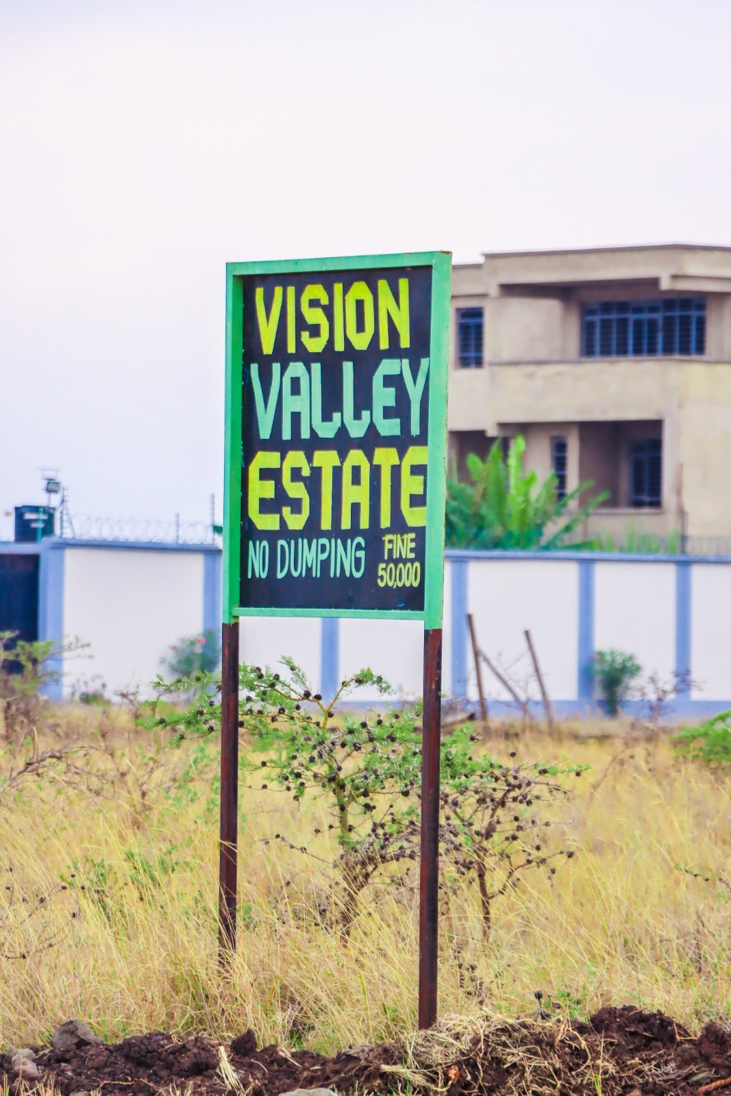 PLOTS FOR SALE IN KAMAKIS 3.8M (LEISURE COURT)