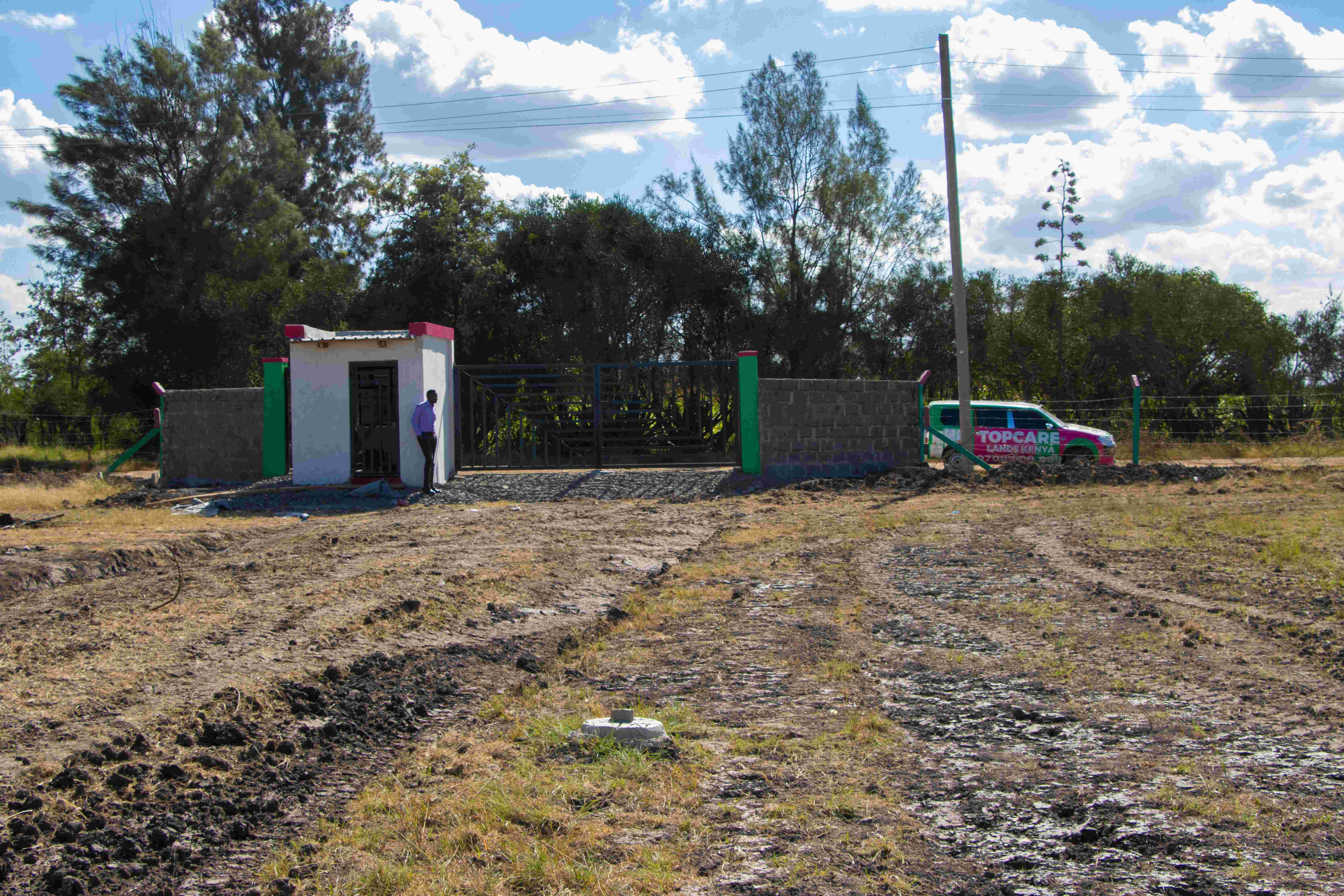 PLOTS FOR SALE IN JUJA 2.095M (JUJA PHASE 109)