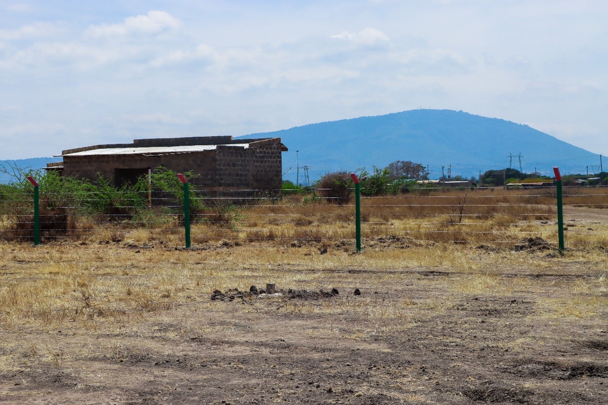 PLOTS FOR SALE IN JUJA 595K (JUJA PHASE 91)