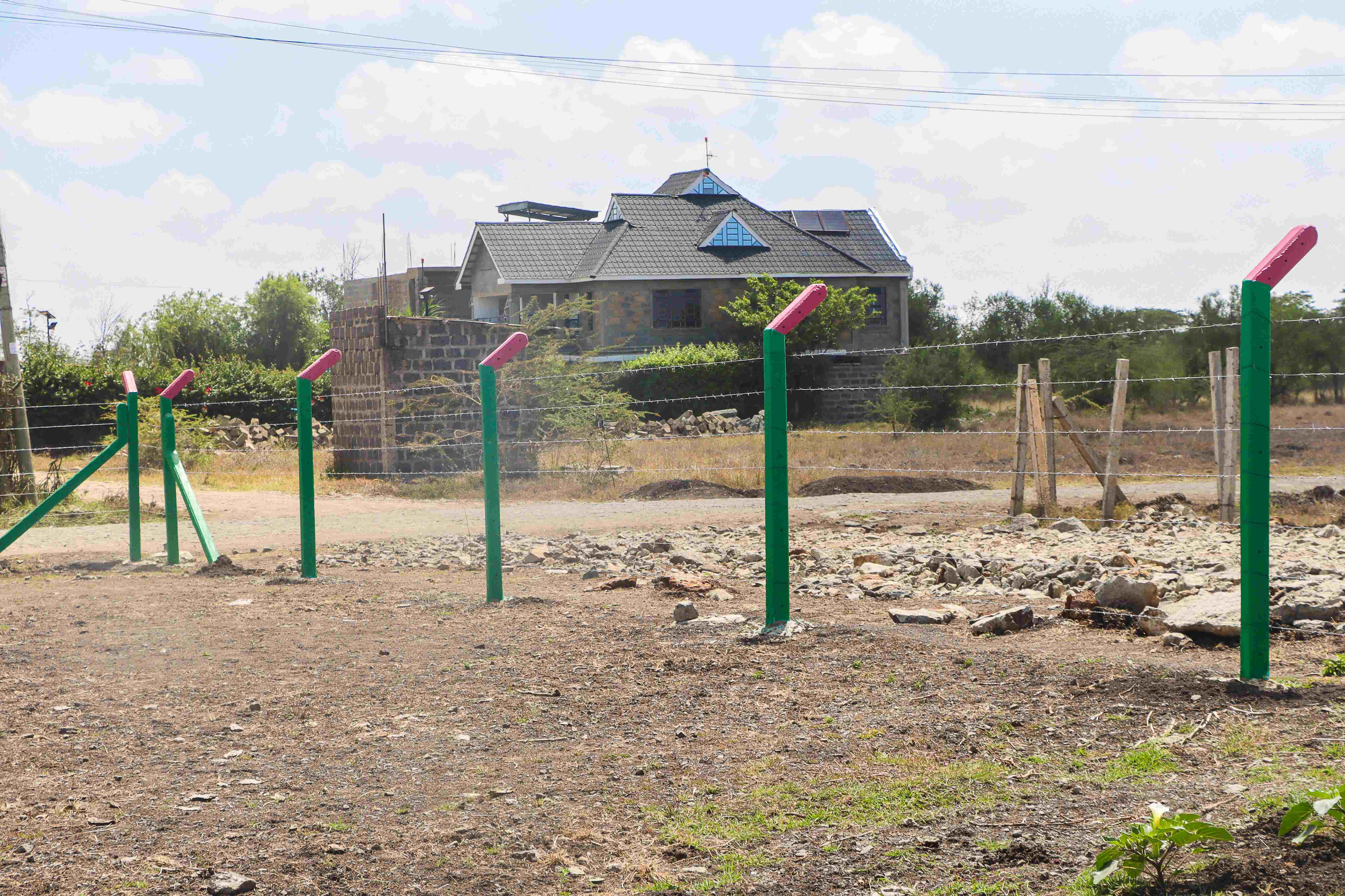 PLOTS FOR SALE IN JUJA 2.195M (JUJA PHASE 101)