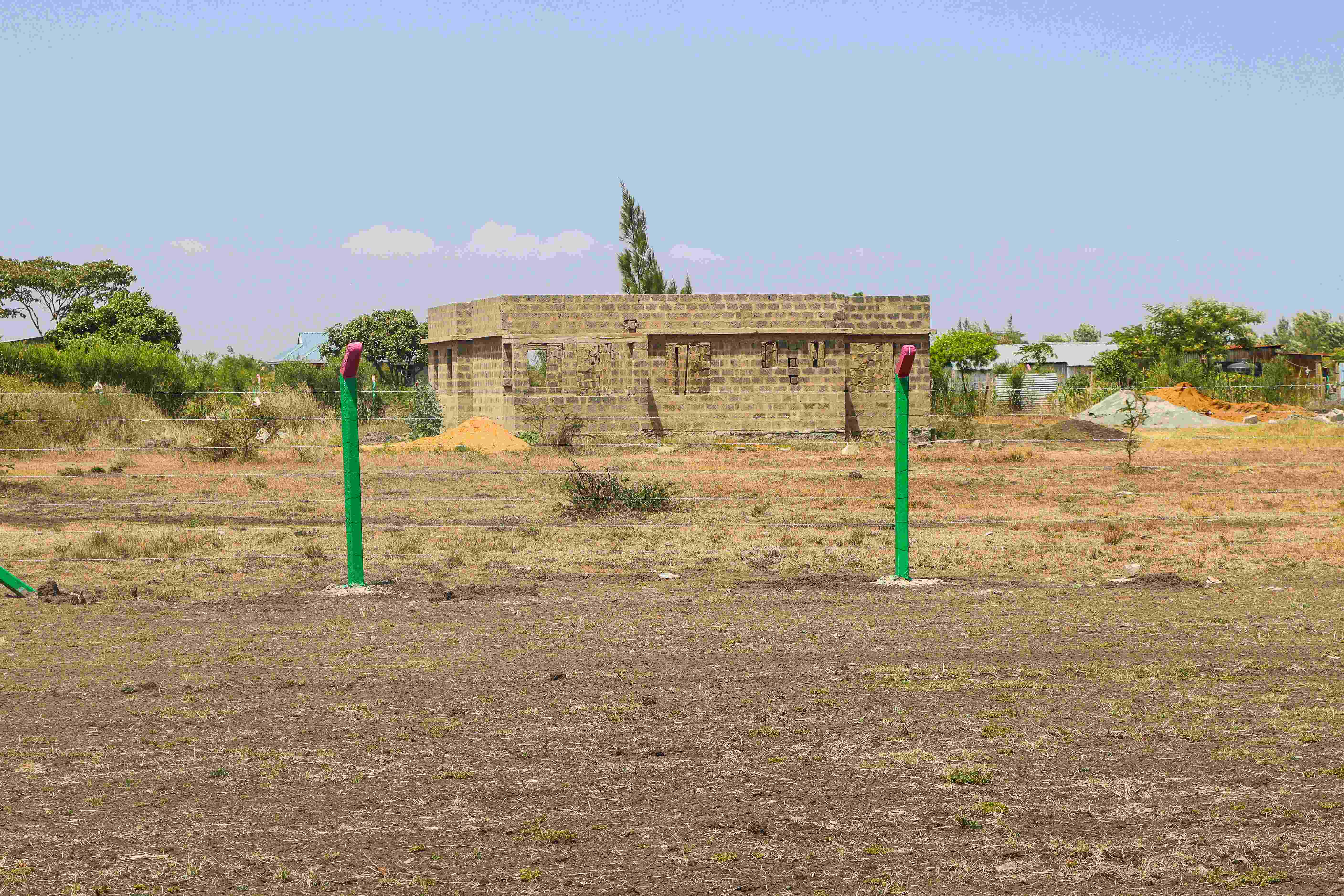 PLOTS FOR SALE IN JUJA 2.195M (JUJA PHASE 101)