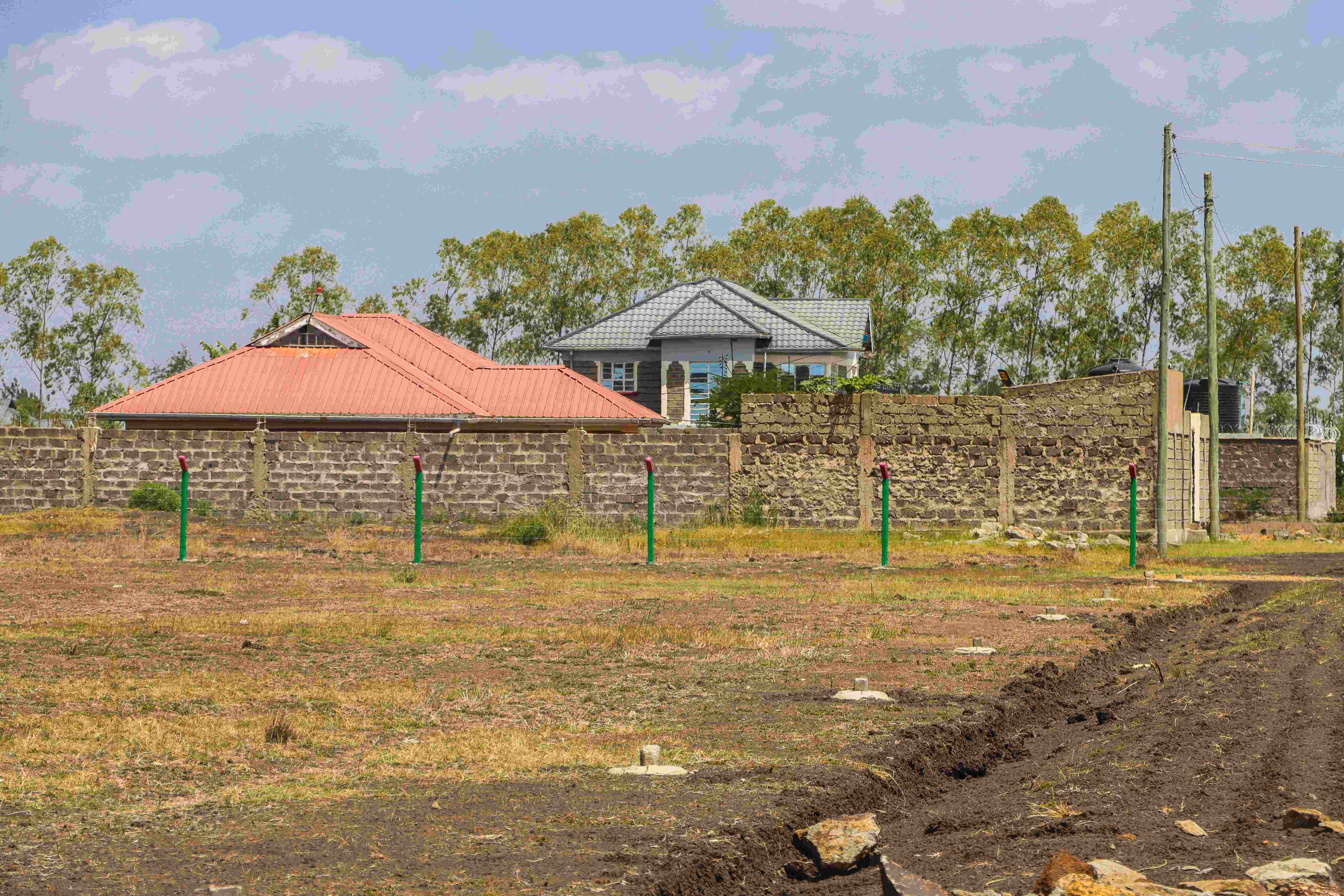 PLOTS FOR SALE IN JUJA 2.195M (JUJA PHASE 101)