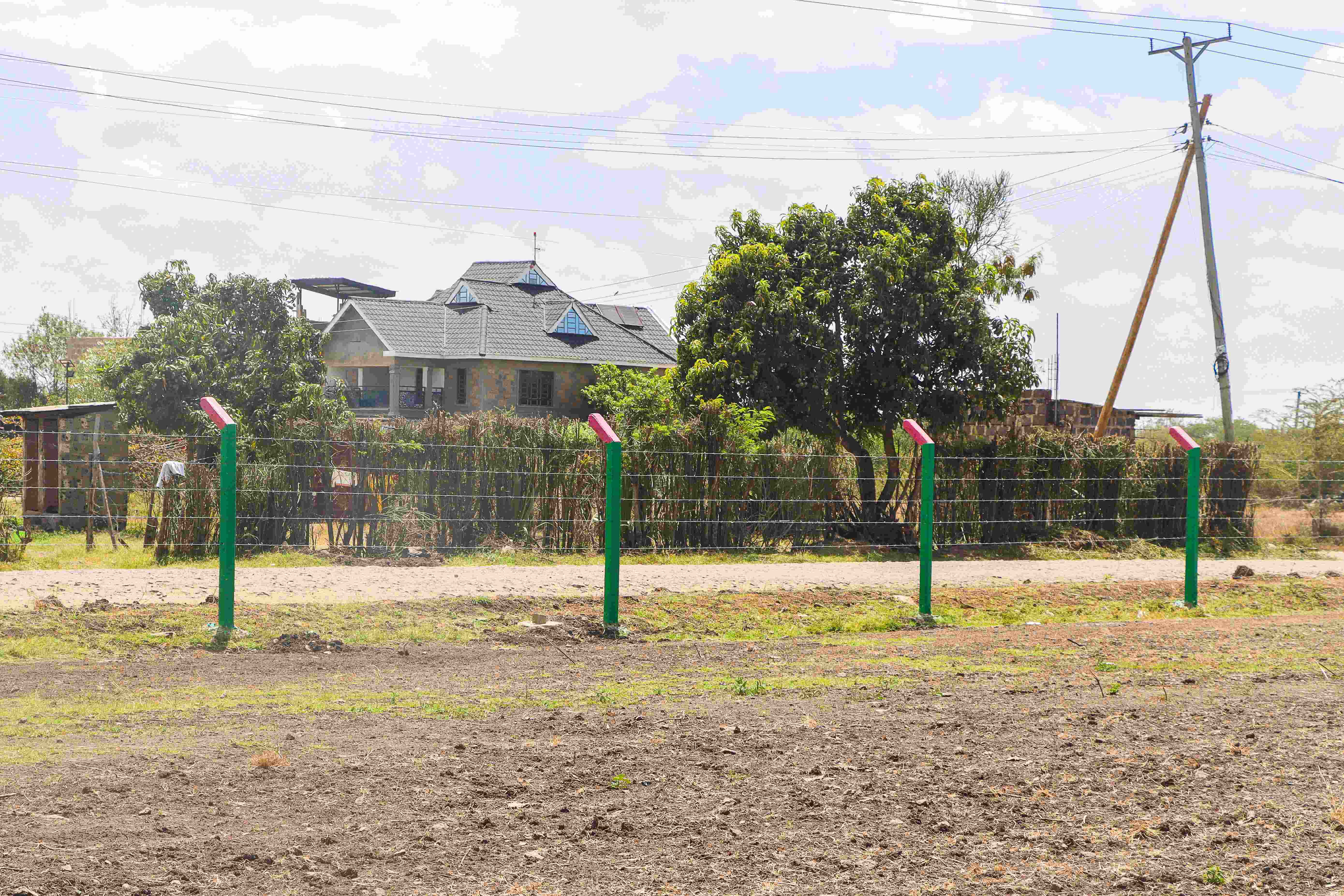 PLOTS FOR SALE IN JUJA 2.195M (JUJA PHASE 101)