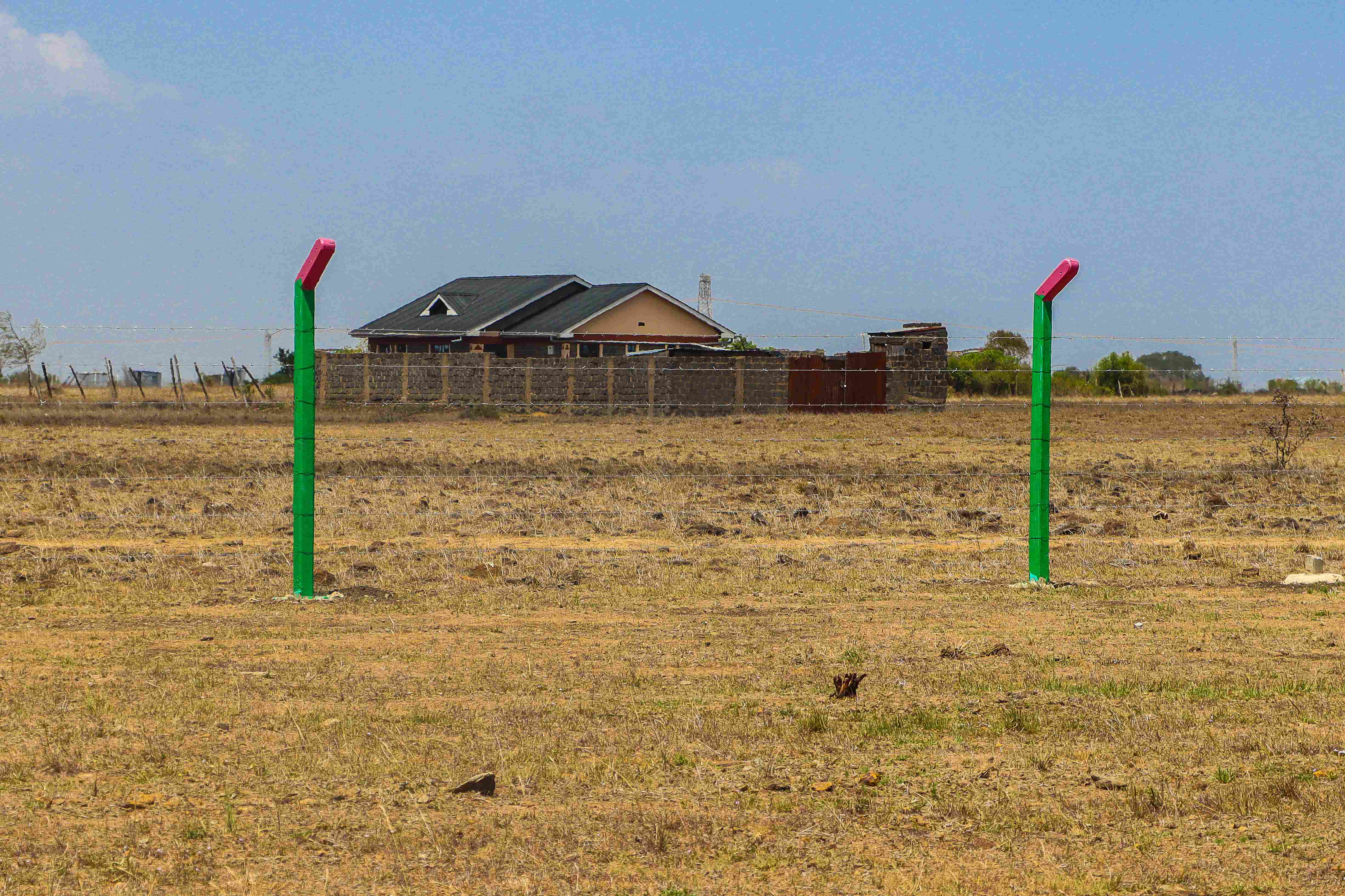 PLOTS FOR SALE IN JUJA 595K (JUJA PHASE 102)