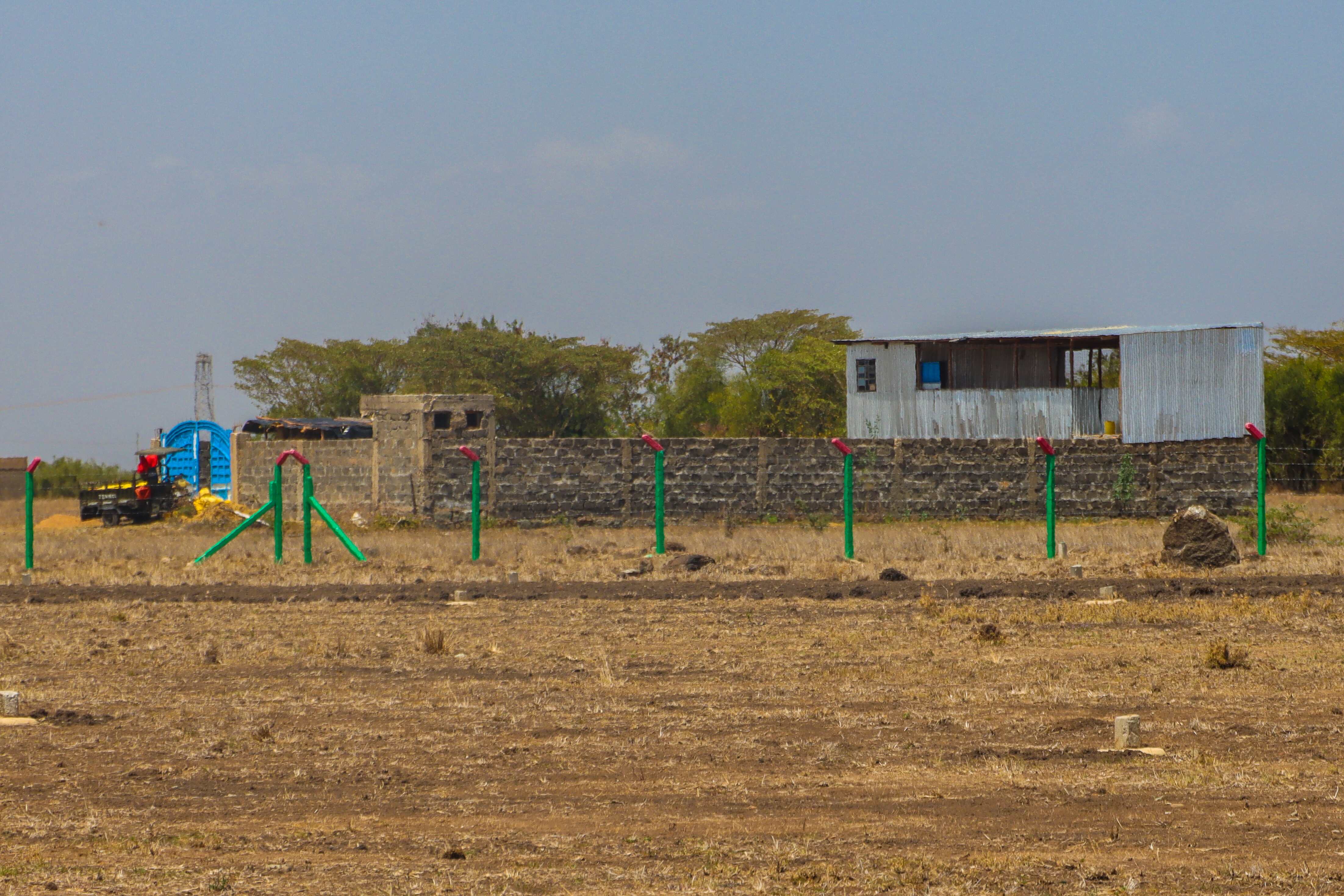 PLOTS FOR SALE IN JUJA 695K (JUJA PHASE 99)