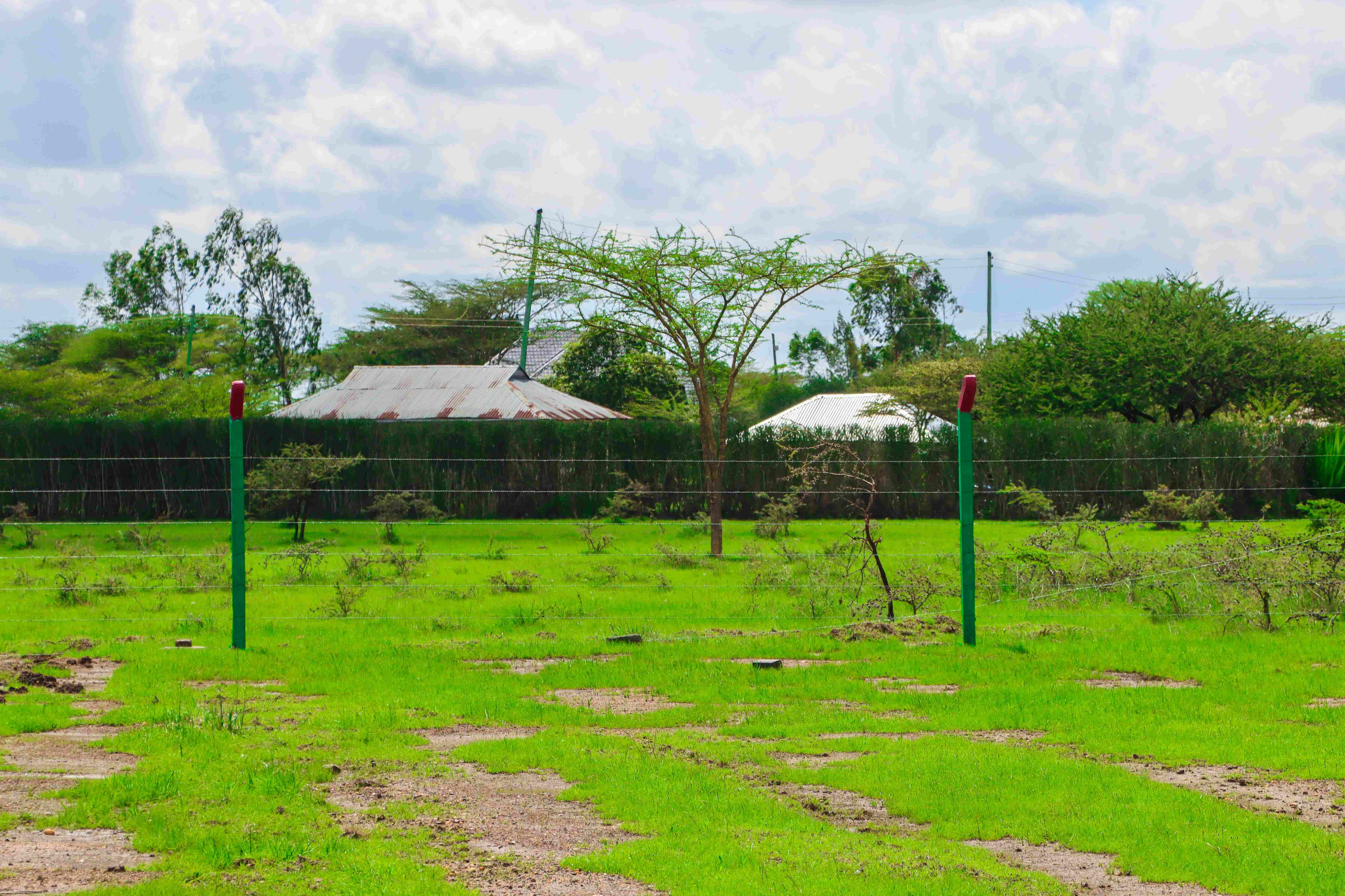 PLOTS FOR SALE IN KANGUNDO ROAD 445K (SQUARE LONDON TALA)
