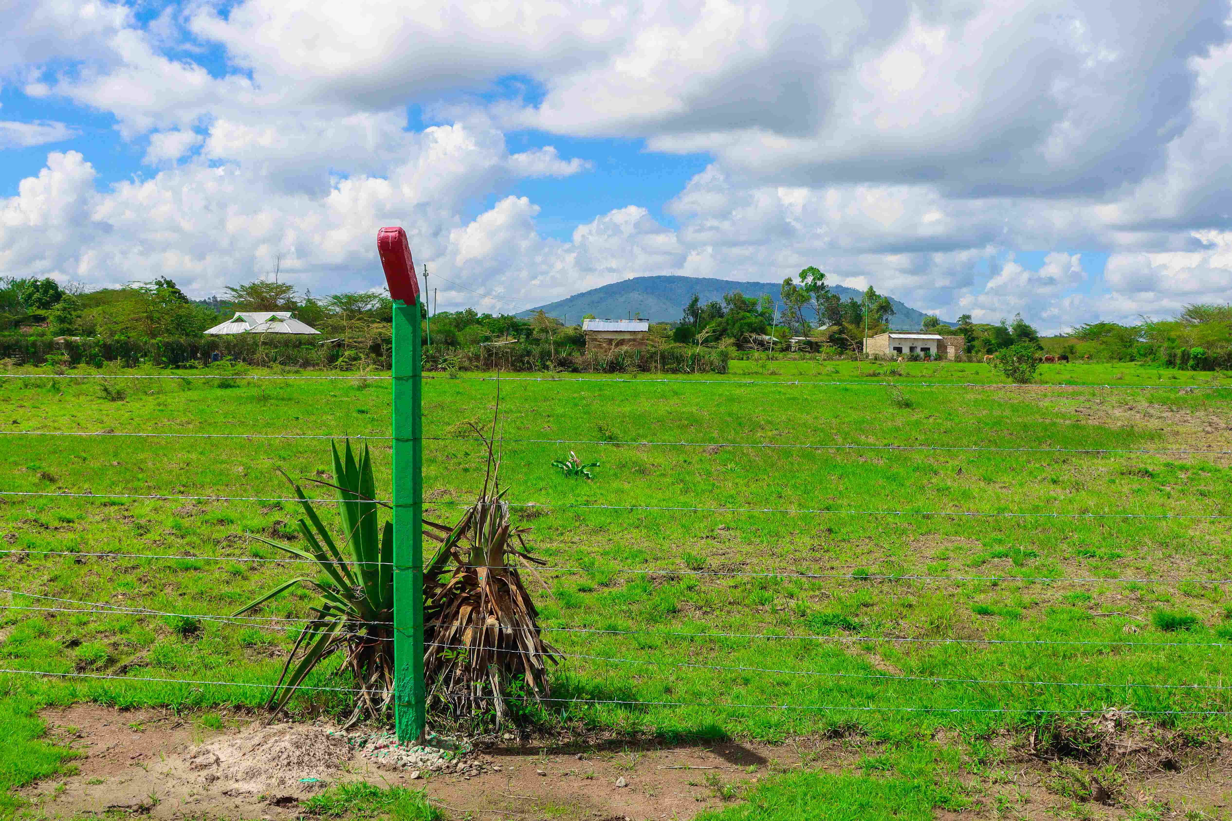 PLOTS FOR SALE IN KANGUNDO ROAD 445K (SQUARE LONDON TALA)