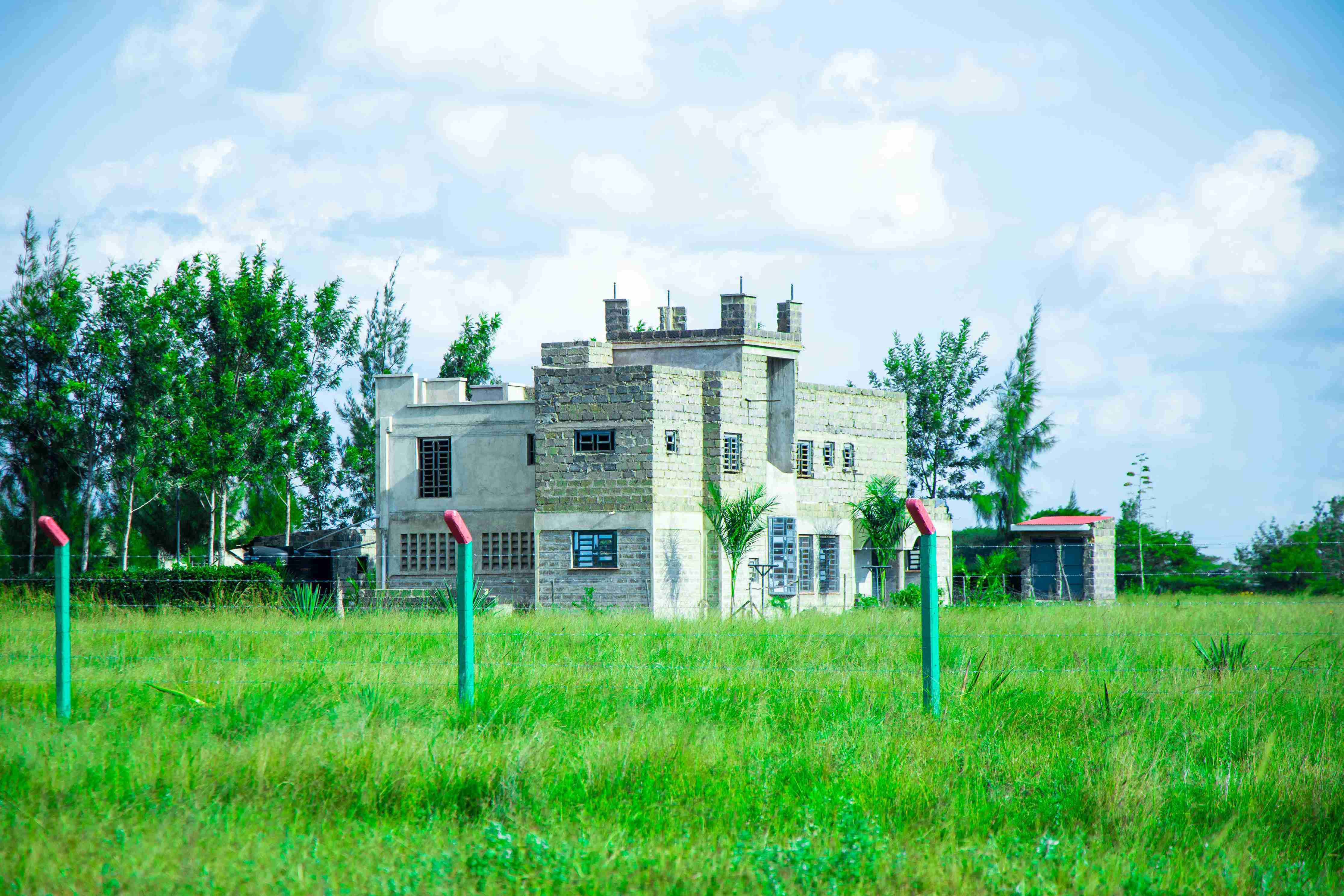 PLOTS FOR SALE IN JUJA 995K (JUJA PHASE 84)