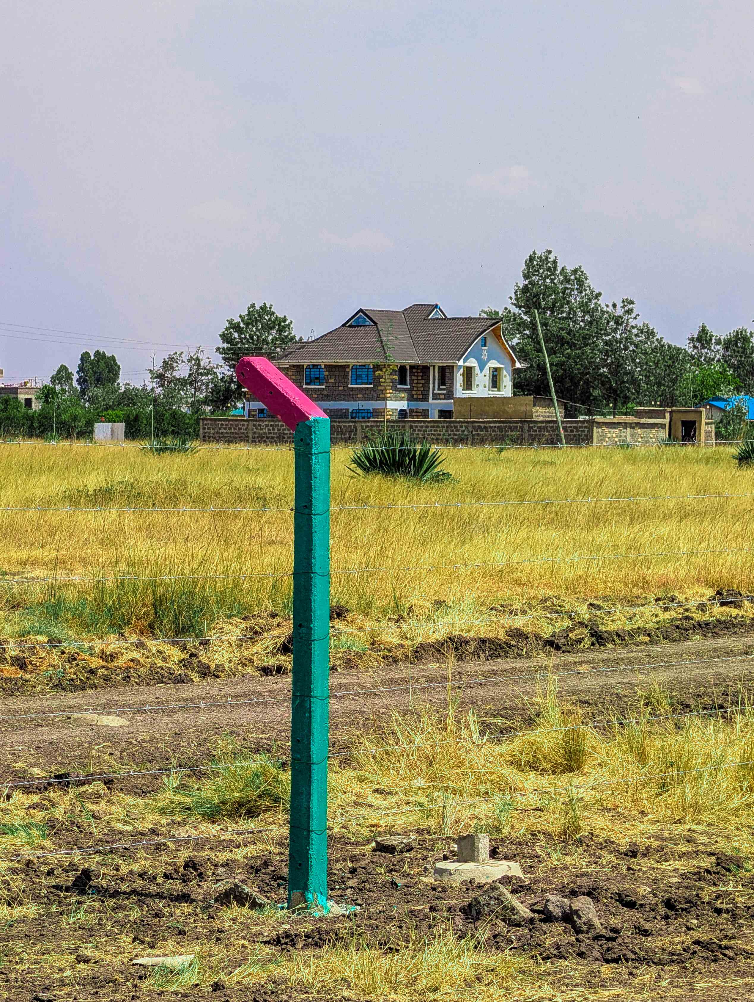 PLOTS FOR SALE IN JUJA 1.095M (JUJA PHASE 111)